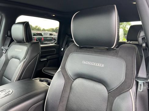Used 2025 RAM 1500 Laramie w/ Sport Appearance Package AWD/4WD image 15