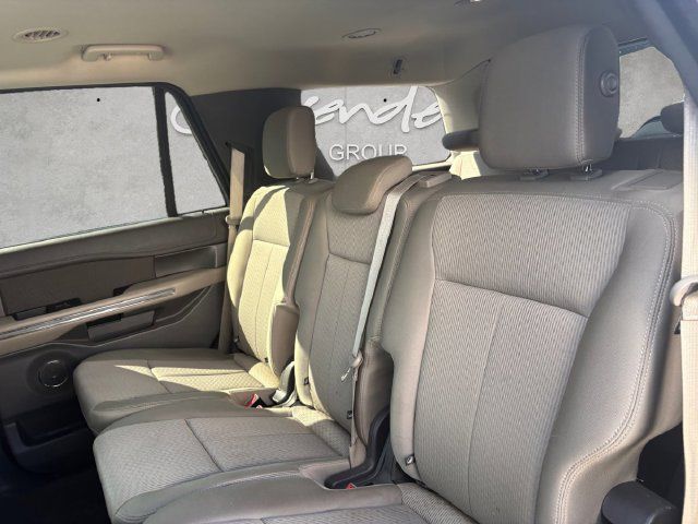 Used 2018 Ford Expedition XLT RWD image 22