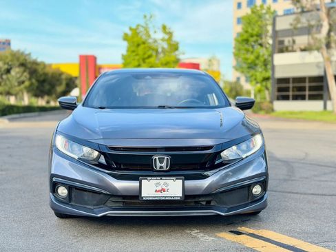 Used 2019 Honda Civic Sport image 2