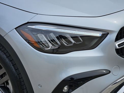 Certified 2026 Mercedes-Benz GLA 250 image 6