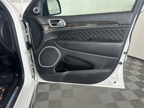 Used 2021 Jeep Grand Cherokee Summit image 14