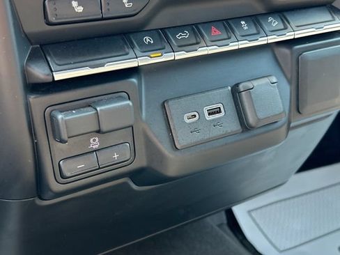 Used 2019 Chevrolet Silverado 1500 RST w/ All-Star Edition AWD/4WD image 41