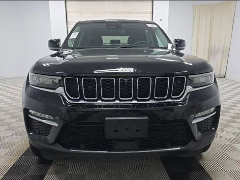 Used 2023 Jeep Grand Cherokee 4WD 4xe w/ Luxury Tech Group II image 3