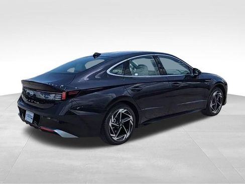 Used 2024 Hyundai Sonata SEL w/ Convenience Package FWD image 8