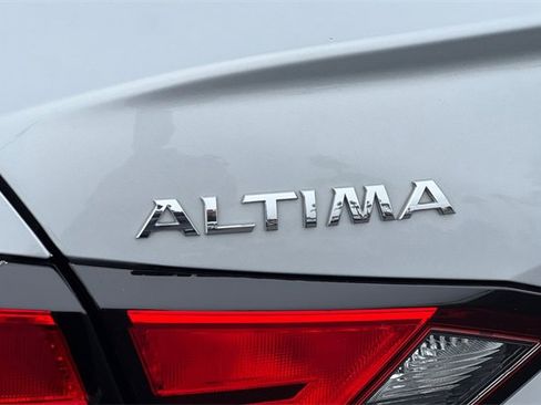 Used 2021 Nissan Altima 2.5 SV image 35