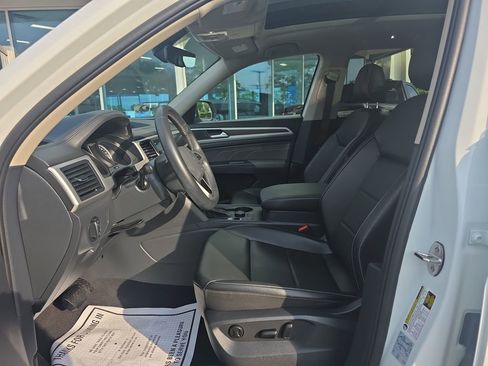 Used 2021 Volkswagen Atlas SE w/ Panoramic Sunroof Package AWD/4WD image 18