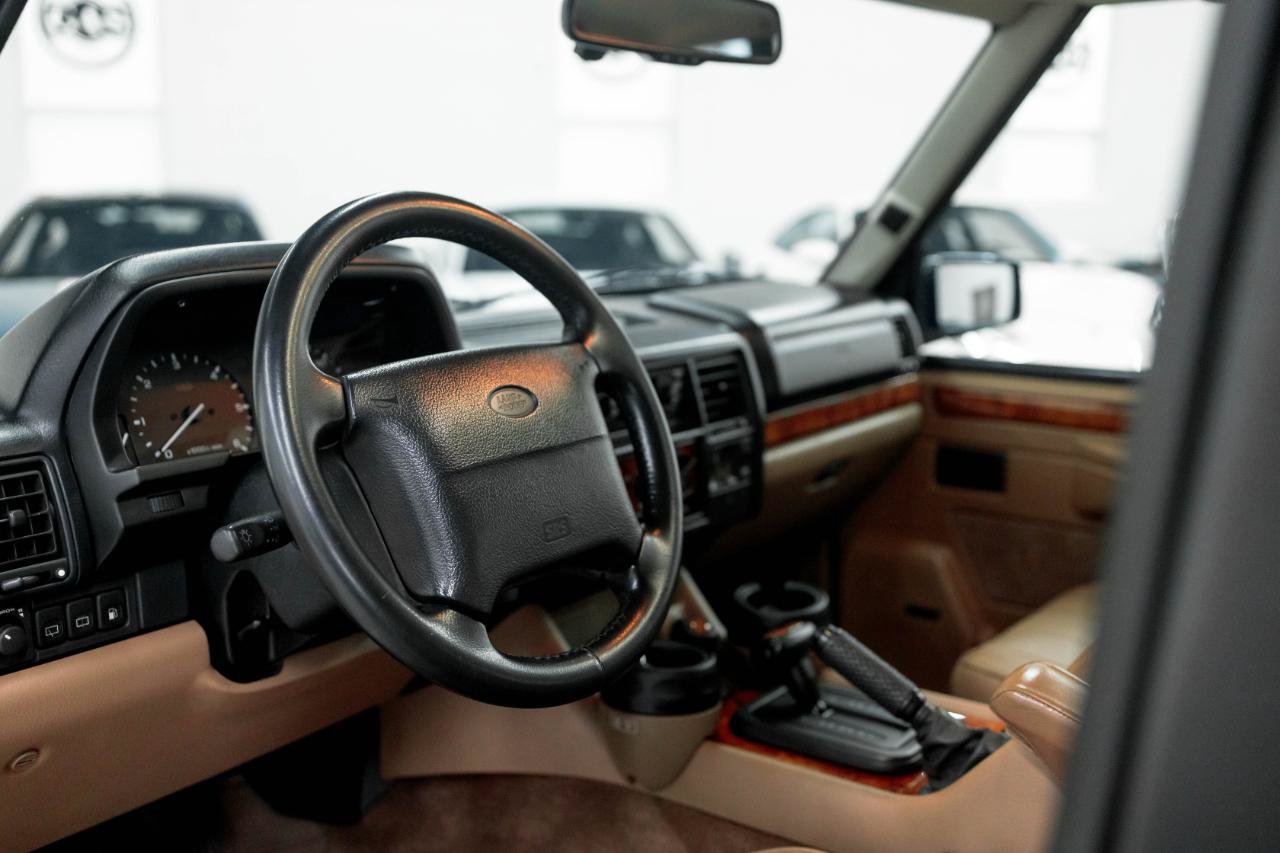 Used 1995 Land Rover Range Rover County AWD/4WD image 2