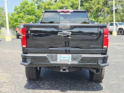 New 2026 Chevrolet Silverado 2500 ZR2 w/ LPO, Dark Essentials Package AWD/4WD image 4