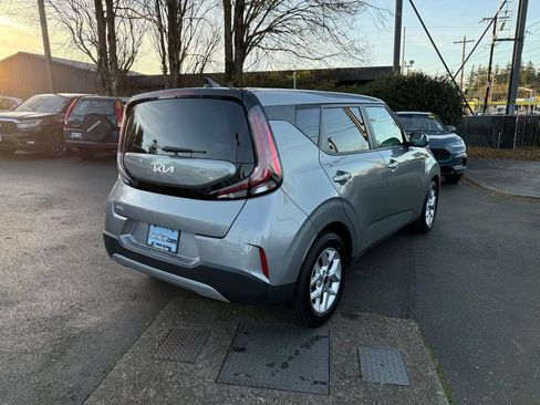 Used 2023 Kia Soul LX w/ Option Group 015 image 10