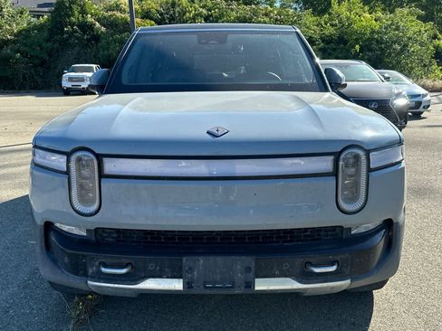 Used 2023 Rivian R1S Adventure AWD/4WD image 6