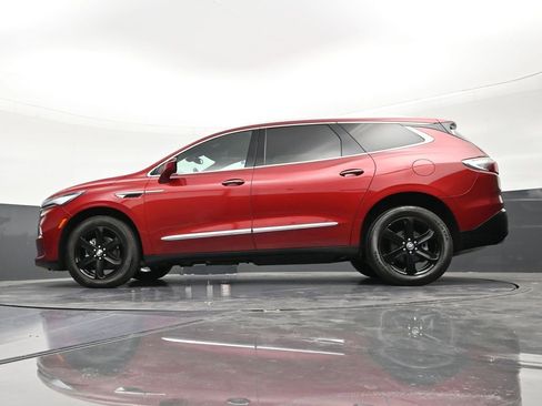 Used 2024 Buick Enclave Essence w/ Sport Touring Edition image 21