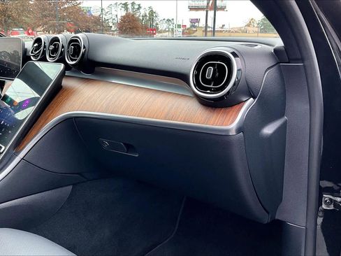 Certified 2025 Mercedes-Benz C 300 4MATIC Sedan image 18