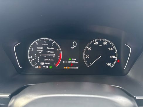 Used 2025 Honda Pilot Sport image 20
