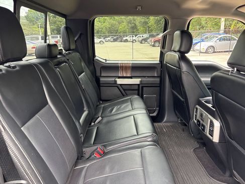 Used 2020 Ford F150 Lariat w/ Equipment Group 502A Luxury AWD/4WD image 29