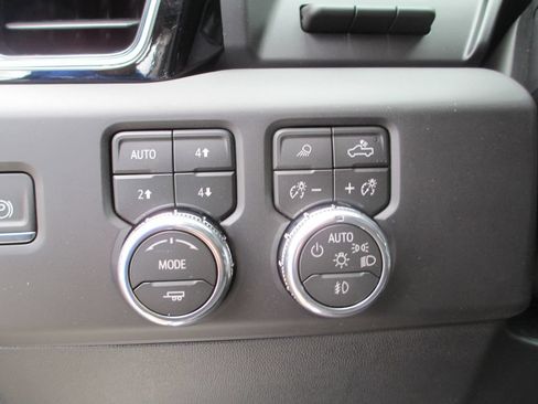 New 2026 GMC Sierra 1500 Denali AWD/4WD image 19