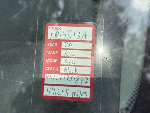 Used 2020 Kia Soul LX image 11