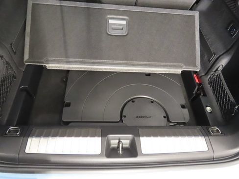 Used 2025 Porsche Macan 4 Electric w/ Premium Package AWD/4WD image 48