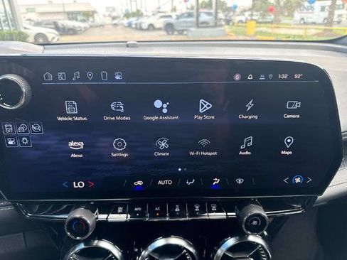 New 2025 Chevrolet Blazer EV LT w/ LPO, All-Weather Mat Package image 19