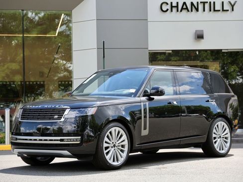 New 2026 Land Rover Range Rover Long Wheelbase SE AWD/4WD image 1