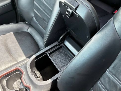 Used 2020 Toyota RAV4 Limited AWD/4WD image 21