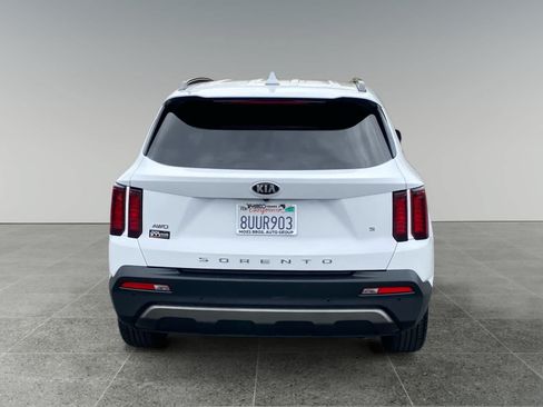 Used 2021 Kia Sorento S AWD/4WD image 4