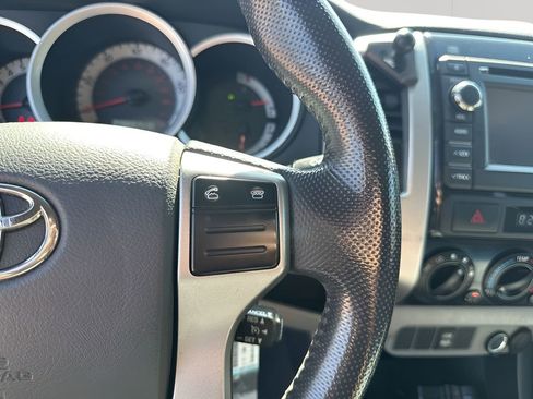 Used 2013 Toyota Tacoma PreRunner w/ TRD Sport Pkg image 29