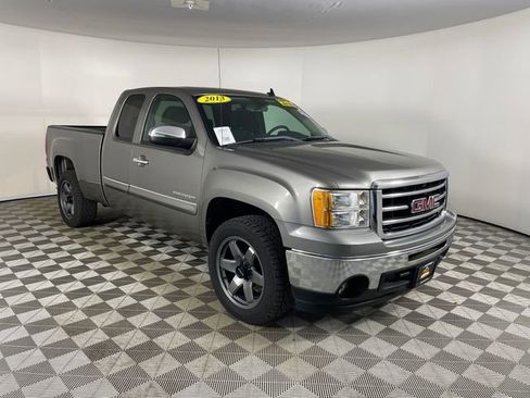 Certified 2013 GMC Sierra 1500 SLE image 23