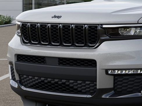 New 2025 Jeep Grand Cherokee L Limited w/ Black Appearance Package image 11