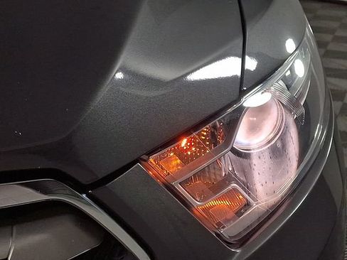 Used 2015 Ford Taurus SEL w/ Equipment Group 201A FWD image 12