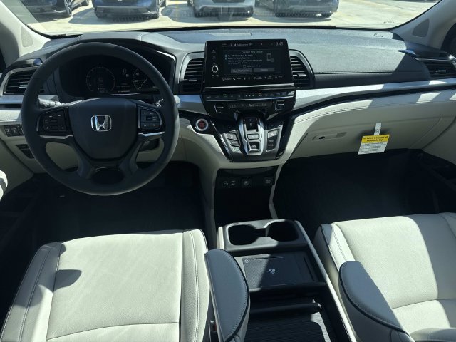 New 2027 Honda Odyssey Touring image 9