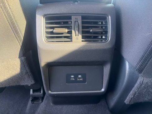 Used 2023 Nissan Rogue SV FWD image 35