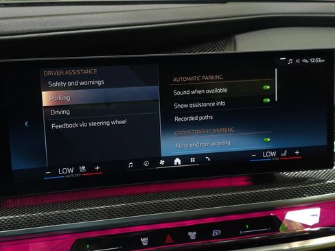 Used 2023 BMW i7 xDrive60 AWD/4WD image 57