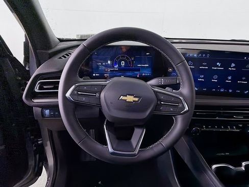 New 2026 Chevrolet Traverse LT w/ Sun and Wheel Package image 11