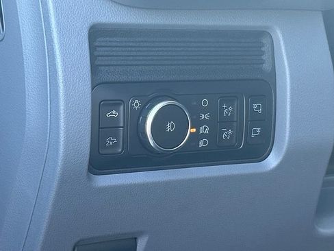 New 2026 Ford F250 XLT w/ XLT Premium Package AWD/4WD image 34