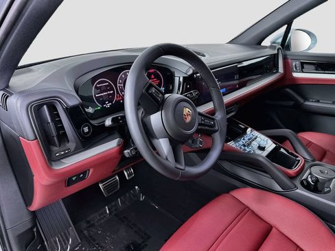 New 2026 Porsche Cayenne S AWD/4WD image 4