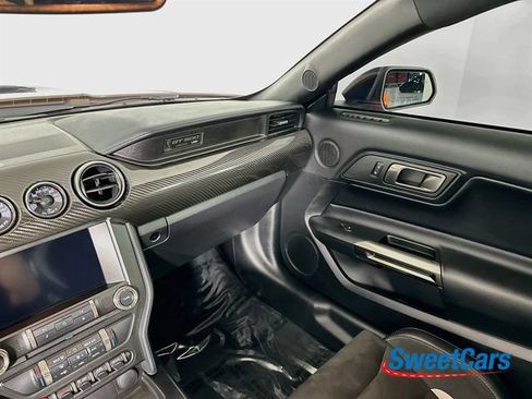 Used 2020 Ford Mustang Shelby GT500 w/ Technology Package RWD image 33