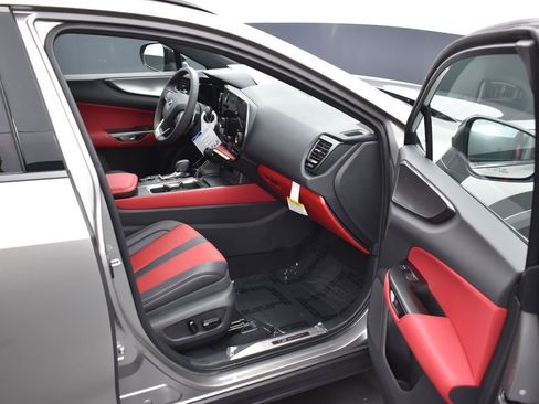 Used 2025 Lexus NX 350 F Sport w/ Accessory Package (2T) AWD/4WD image 10