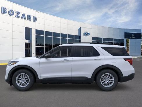 New 2026 Ford Explorer Active image 3