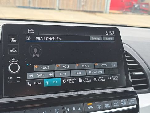 Used 2025 Honda Odyssey Sport-L image 14