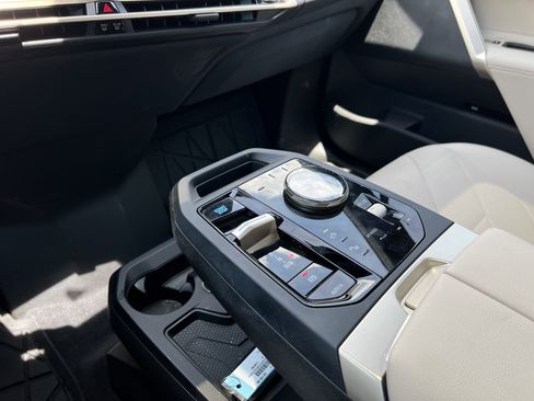 Used 2024 BMW iX xDrive50 w/ Sport Package AWD/4WD image 26