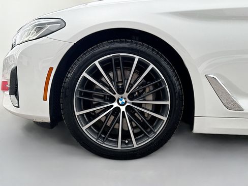 Used 2023 BMW 530i w/ Premium Package RWD image 42