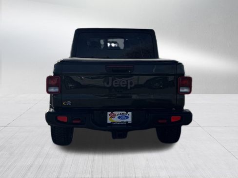 Used 2022 Jeep Gladiator Rubicon w/ Cold Weather Group image 6