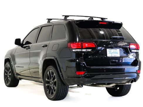 Used 2021 Jeep Grand Cherokee Laredo X AWD/4WD image 8