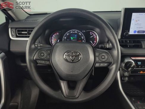 Used 2025 Toyota RAV4 XLE image 21