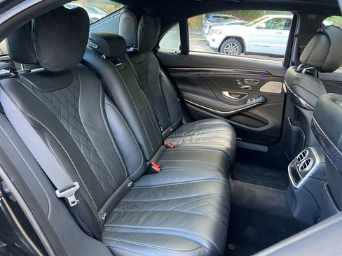 Used 2018 Mercedes-Benz S 560 4MATIC Sedan w/ AMG Line Exterior image 36