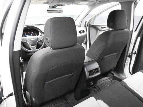 Used 2019 Chevrolet Equinox LT AWD/4WD image 19