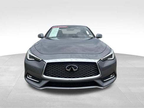 Used 2019 INFINITI Q60 3.0t Luxe w/ Essential Package AWD/4WD image 4