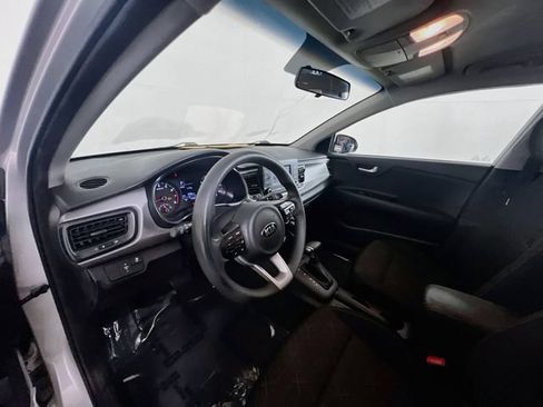 Used 2018 Kia Rio S FWD image 17