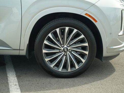 Used 2023 Hyundai Palisade Calligraphy FWD image 46