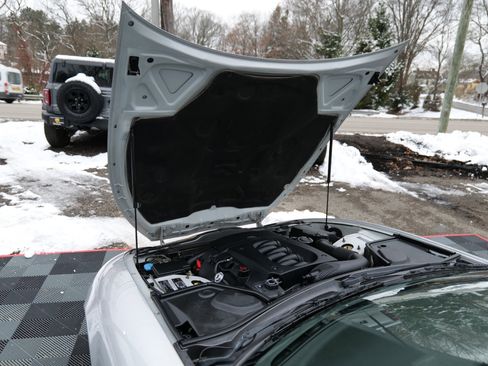 Used 2004 Jaguar XK8 Coupe image 44